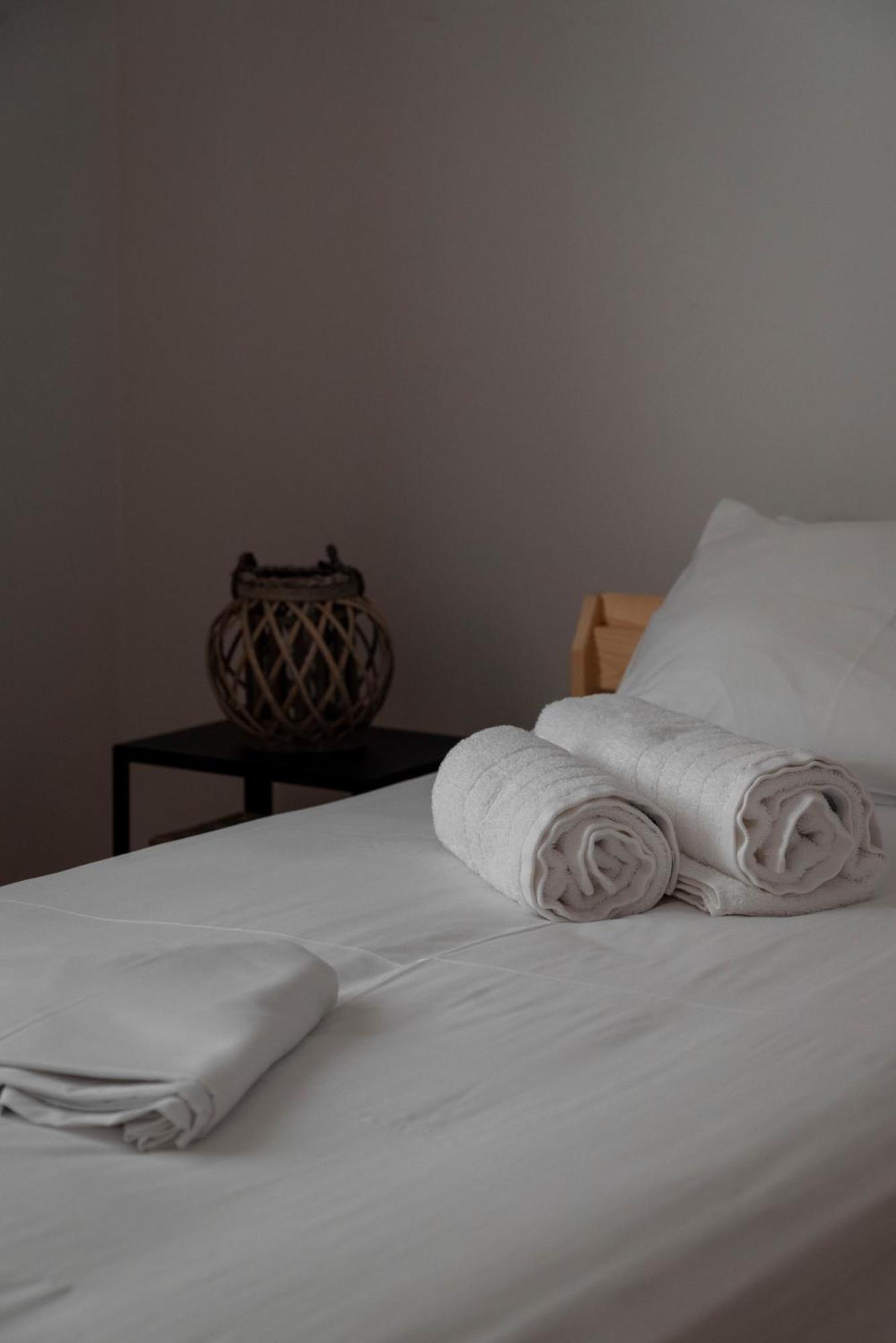 Thissio Getaway 2Ba Next To Athens Ancient Market Exteriör bild