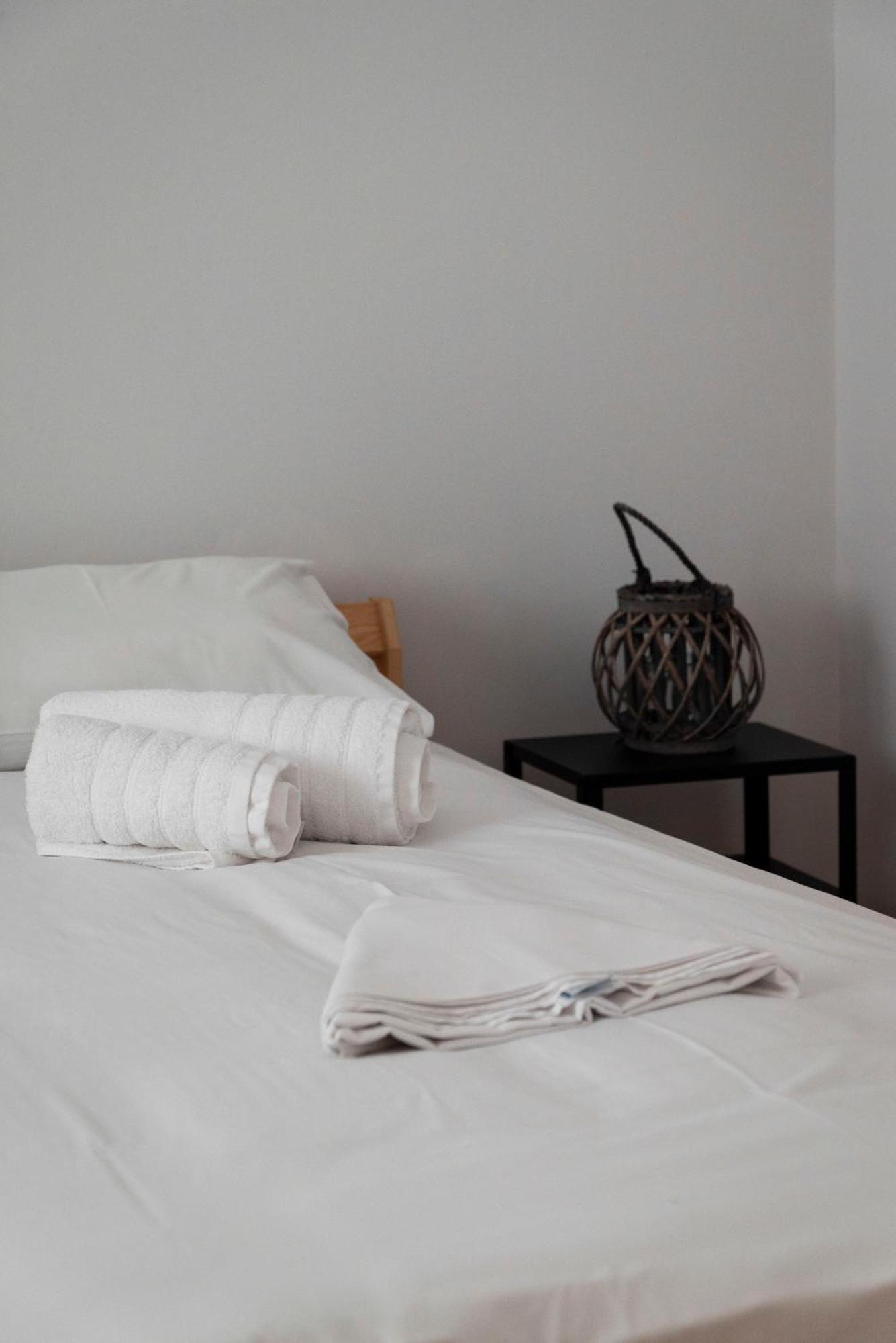 Thissio Getaway 2Ba Next To Athens Ancient Market Exteriör bild