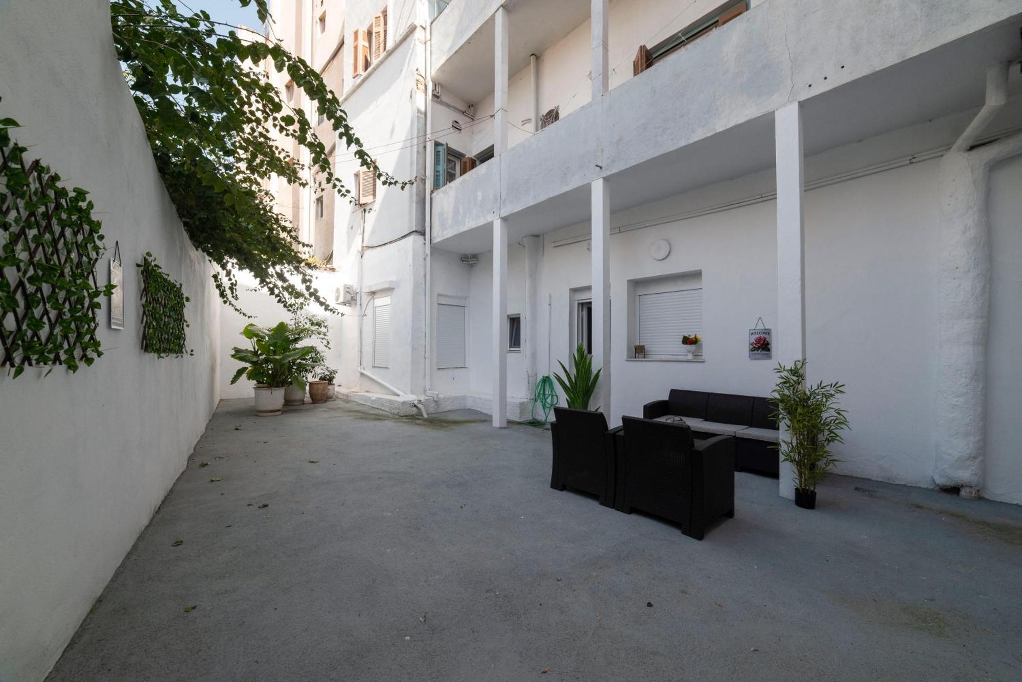 Thissio Getaway 2Ba Next To Athens Ancient Market Exteriör bild