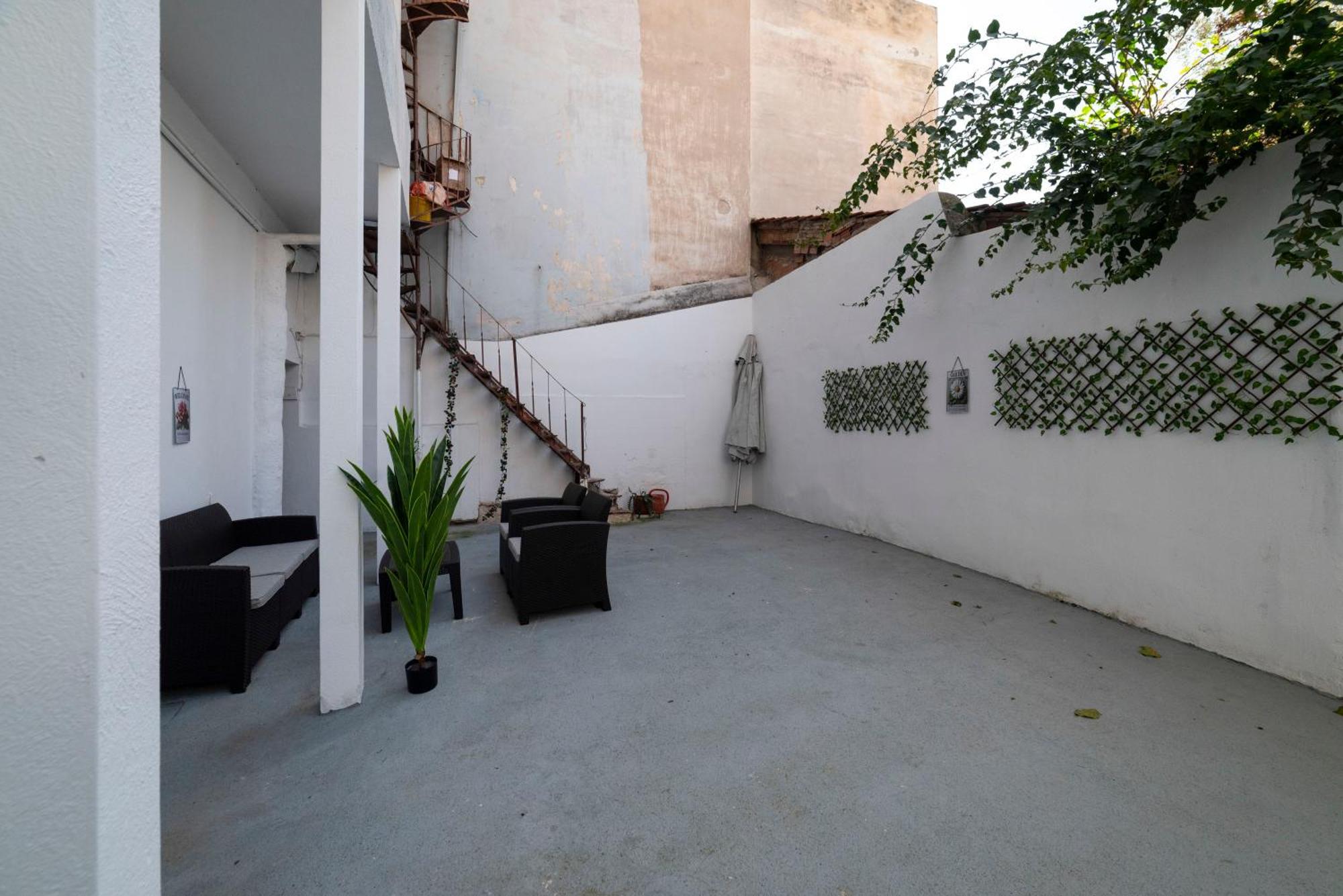Thissio Getaway 2Ba Next To Athens Ancient Market Exteriör bild
